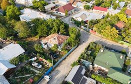 Casa cu 4 camere situata in Beresti