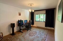 Apartament 3 camere, decomandat, etaj 2/4, 64.70 mp, zona Piata Centrala 