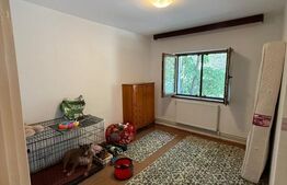 Apartament 3 camere, decomandat, etaj 2/4, 64.70 mp, zona Piata Centrala 