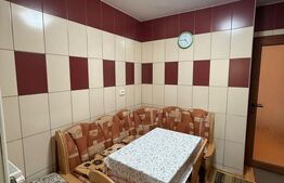 Apartament 3 camere, decomandat, etaj 2/4, 64.70 mp, zona Piata Centrala 