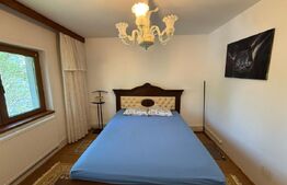Apartament 3 camere, decomandat, etaj 2/4, 64.70 mp, zona Piata Centrala 