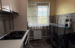 Apartament 3 camere, semidecomandat, 59 mp, stradal, zona Micro 17