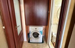 Apartament 3 camere, semidecomandat, 59 mp, stradal, zona Micro 17
