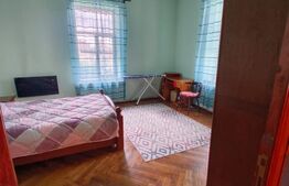 Casa de vanzare, 240 mp, zona Centru
