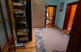 Casa de vanzare, 240 mp, zona Centru
