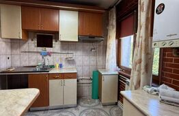 Apartament 4 camere, semidecomandat, 75 mp, zona Centru