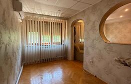 Apartament 4 camere, semidecomandat, 75 mp, zona Centru