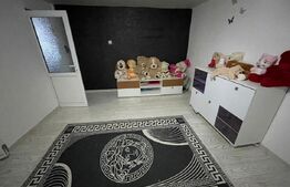 Casa de vanzare, 97 mp, zona Piata Centrala 