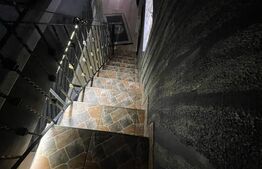 Casa de vanzare, 97 mp, zona Piata Centrala 
