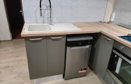 Apartament de inchiriat, decomandat, 65 mp, doua intrari, zona Ultracentral