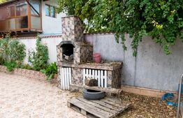 Casa de vanzare, 117 mp, zona Micro 14