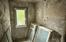 Apartament 3 camere, 50 mp, zona Micro 40