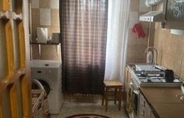 Apartament 3 camere, 59 mp, Arcu