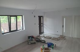 Casa 3 camere plan parter în Horpaz