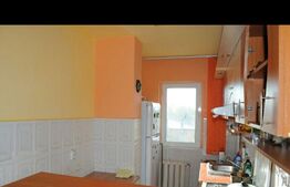 Apartament  cu 3 camere, 52 mp, semidecomandat, Bularga