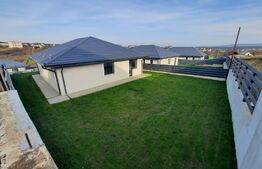 Casa moderna, 4 camere, 111 mp, 500 mp teren, Valea Adanca
