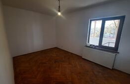 Casa de tip duplex, cu beci si terasa, 81 mp, Podul de fier