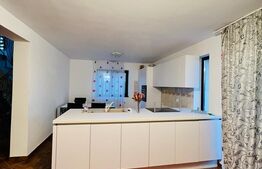 Casa de 6 camere, 230mp, zona Miroslava