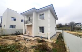 Rate la dezvoltator, casa 4 camere, teren de 400 mp, Hlincea