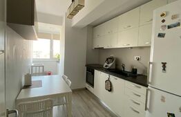 Apartament de 4 camere, cu balcon 88 mp, Newton Tatarasi