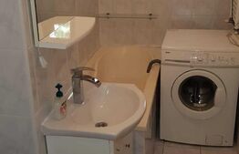 Apartament de 2 camere, decomandat, 65mp, zona Frumoasa