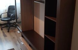 Apartament de 3 camere, decomandat, 52mp, zona Nicolina