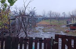 Casa cu 3 camere, 80 mp, teren 1000 mp, zona Dancu