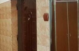 Apartament de 2 camere, decomandat, 50mp, zona Centrala