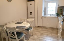 Apartament 3 camere, 87 mp, decomandat, zona Alexandru cel Bun