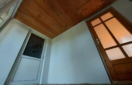 Casa tip cabana si 1500 mp teren, la asfalt, Grajduri