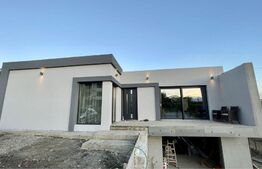 Casa cu 4 camere, 160 mp utili, teren cu 500 mp, Miroslava