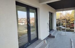 Casa cu 4 camere, 110 mp utili, teren cu 388 mp, Valea Adanca