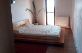 Apartament cu 3 camere, 68 mp, semidecomandat, central