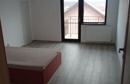 Apartament cu 3 camere, 75 mp, imobil tip casa, Cug