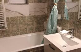 Apartament de 3 camere, decomandat, 70mp, zona Nicolina