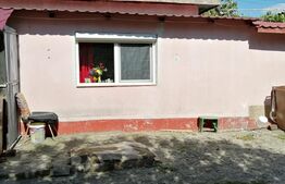 Casa de 3 camere, 100 mp utili, teren cu 1033 mp, Tomesti