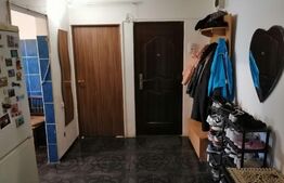 Apartament cu 3 camere, 86 mp, decomandat, Nicolina