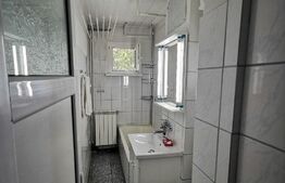 Apartament cu 3 camere, 40 mp, semidecomandat, Alexandru cel Bun