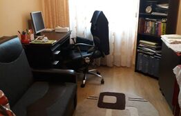Apartament cu 3 camere, 65 mp, etaj intermediar, Podul de Piatra