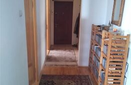 Apartament cu 4 camere, 96 mp, etaj intermediar, Cug