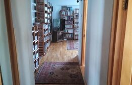 Apartament cu 4 camere, 96 mp, etaj intermediar, Cug