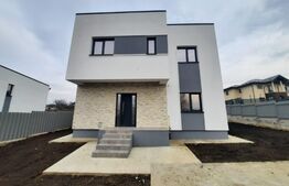 Casa 4 camere, 3 bai, canalizare, teren 450 mp, Barnova