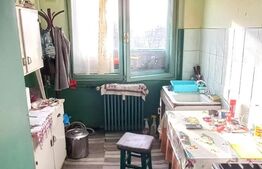 Apartament de 3 camere, 56 mp, zona Ciurchi