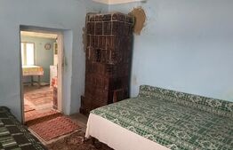 Casa 4 camere, 1700 mp teren, sat Sculeni