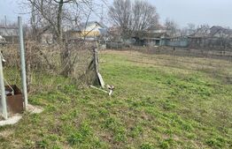 Casa 4 camere, 1700 mp teren, sat Sculeni