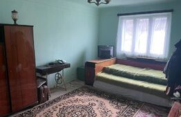 Casa 4 camere, 1700 mp teren, sat Sculeni