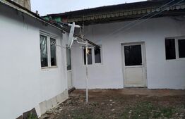 Casa cu 3 camere, 62mp, teren 200 mp, zona Pavlov