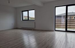 Casa tip duplex, 135 mp, 400 mp teren, padurea Uricani