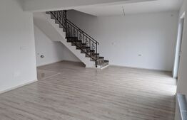 Casa tip duplex, 140 mp, 450 mp teren, padurea Uricani