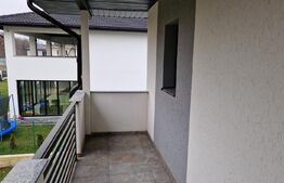 Casa tip duplex, 140 mp, 450 mp teren, padurea Uricani